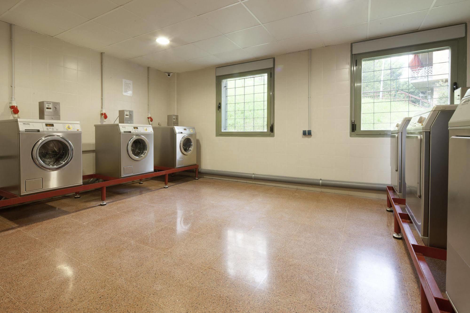 Residencia Universitaria Resa Manuel Agud Querol San Sebastián Eksteriør billede