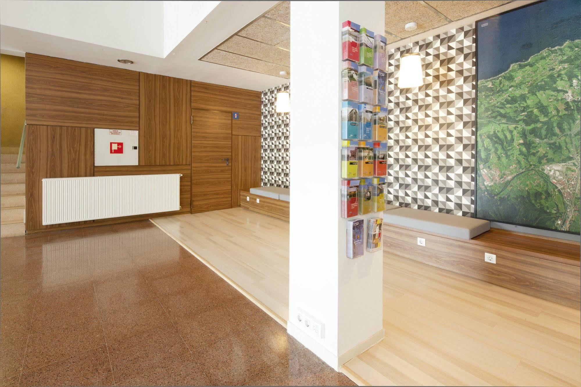 Residencia Universitaria Resa Manuel Agud Querol San Sebastián Eksteriør billede